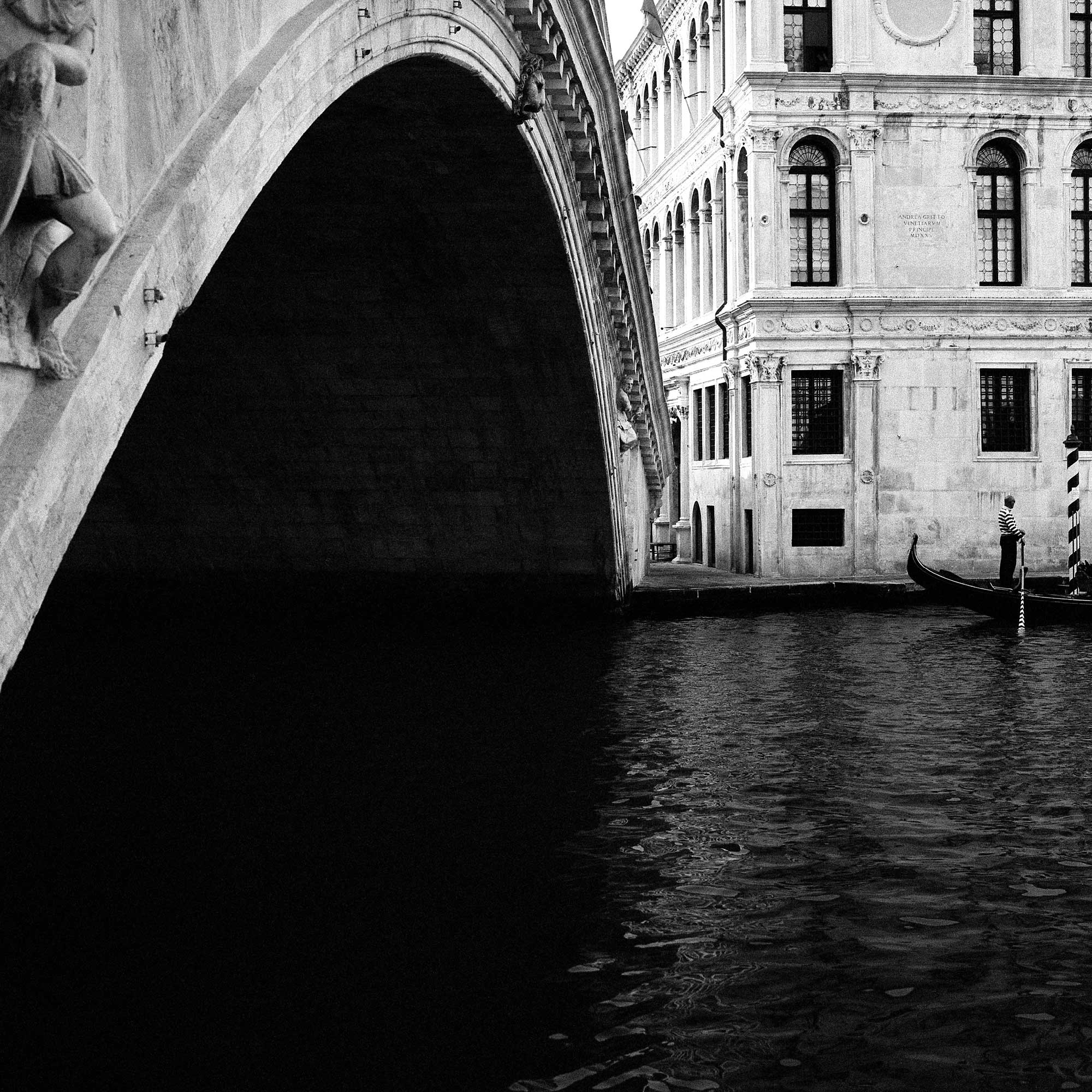 black and white venice street photography