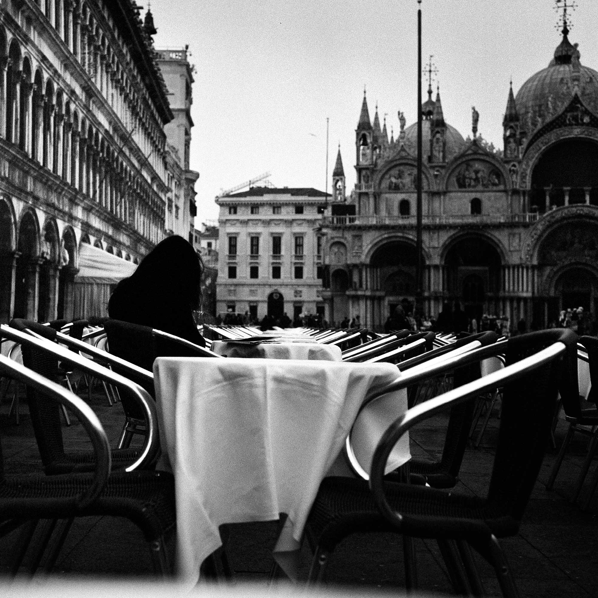 black and white venice street photography