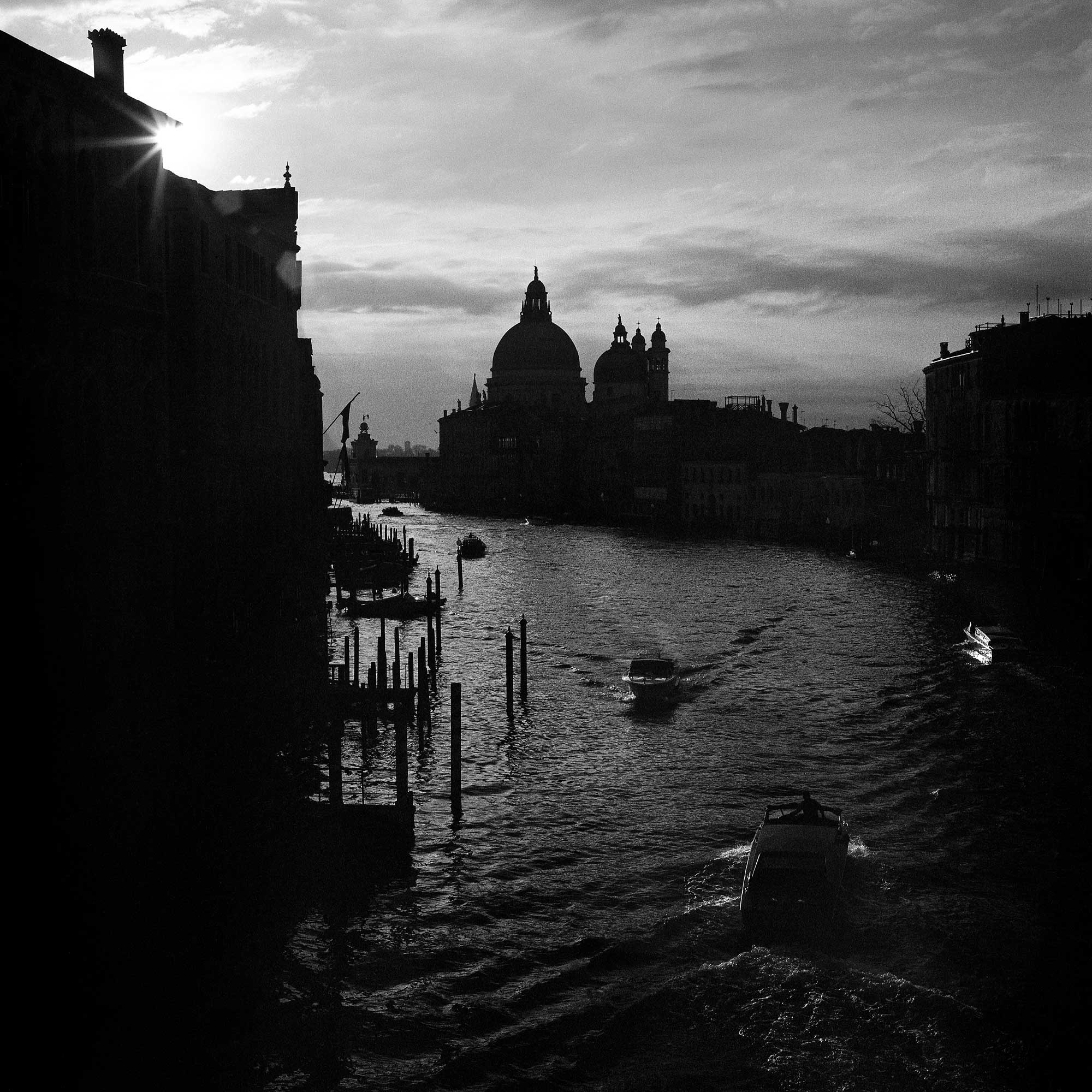 black and white venice street photography